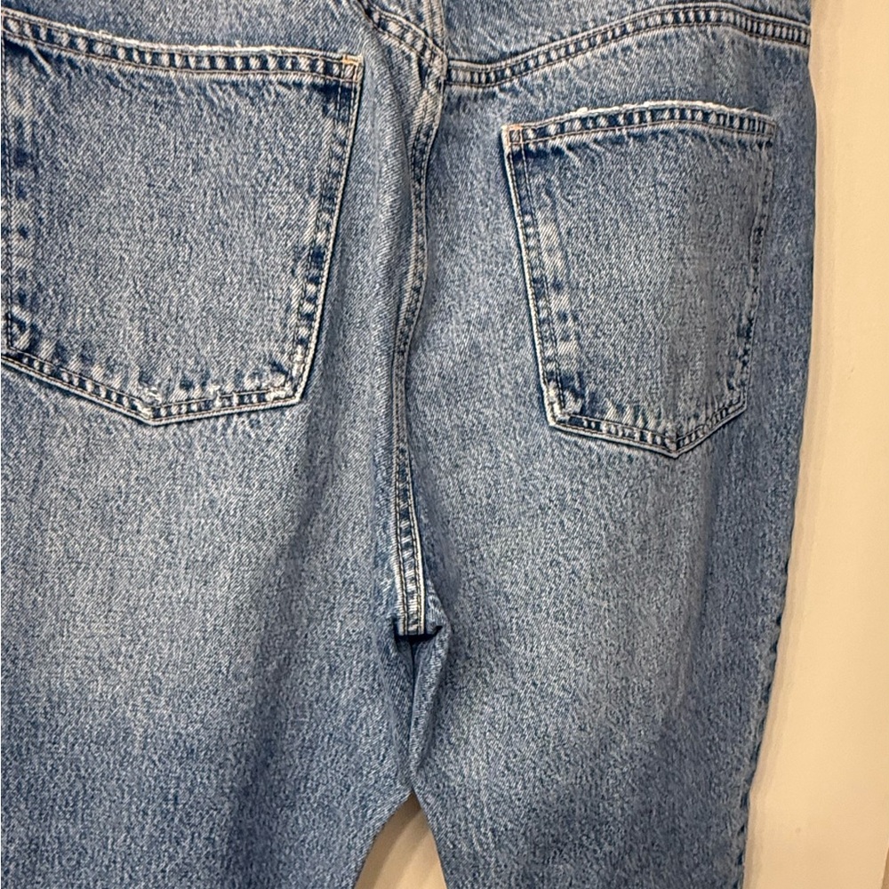 Zara Women’s Relaxed Ripped Blue Jeans - Picture 5 of 10